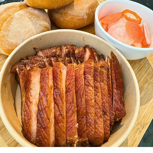 Char Siu Box Especial | Corte premium + pan + encurtido